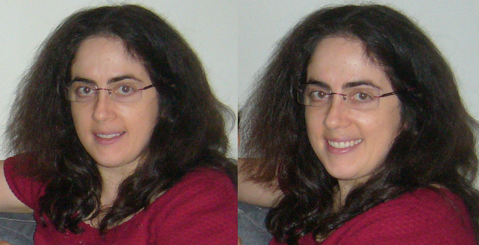 La même femme sur deux photos presque identique, elle ne sourit pas dans celle de gauche et elle sourit dans celle de droite.